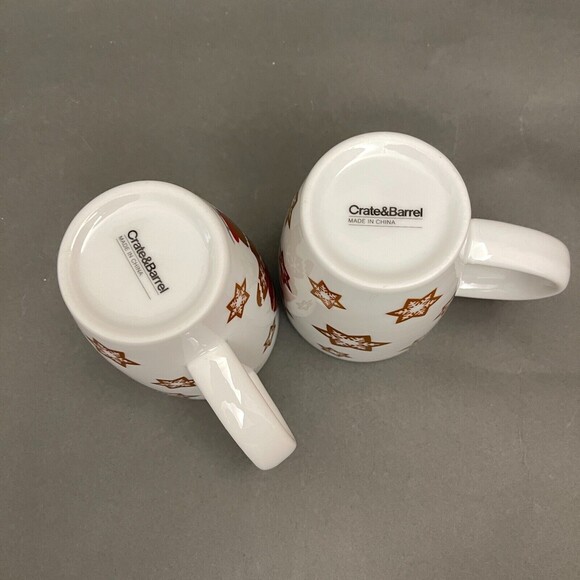 Crate & Barrel Coffee Mugs Cups Gingerbread Skating Lot of 2 - Picture 6 of 6